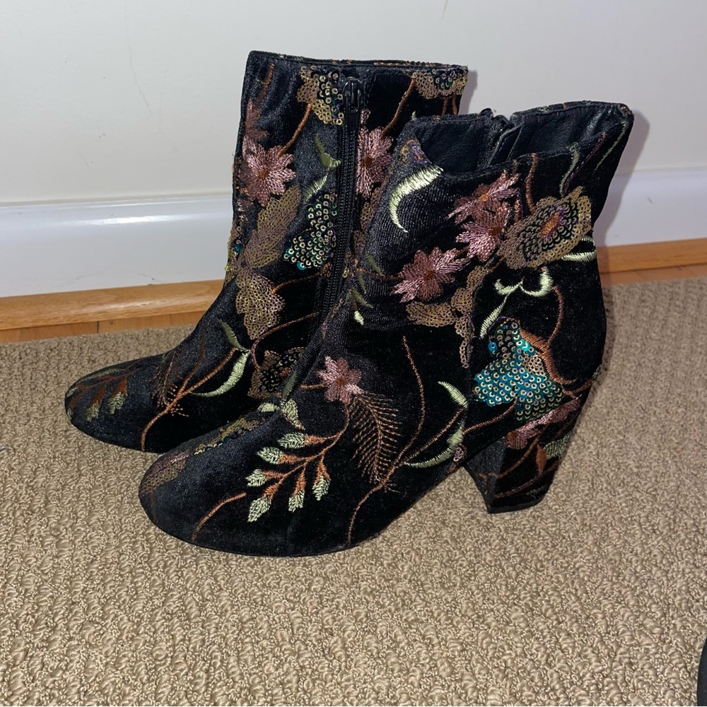 Women’s Steven by Steve Madden embroidered booties